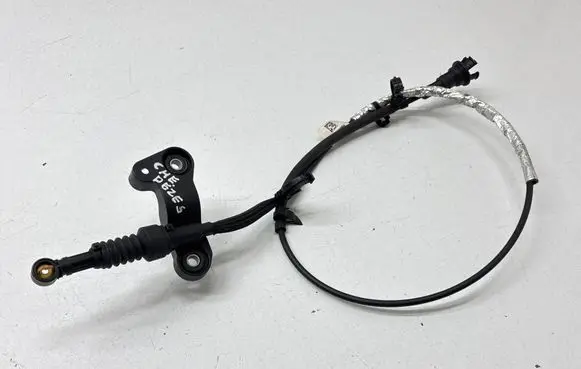 Gear shift cable linkage