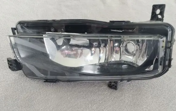 Volkswagen Transporter - Caravelle T6 Front fog light 7E0941661B