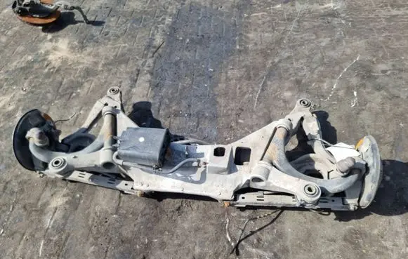 Volvo V40 Cross country Rear axle beam CROSS COUNTRY 2.0