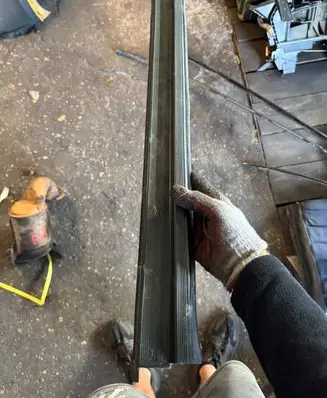 Foot area side trim