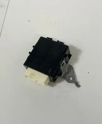 Toyota C-HR I Window wiper relay 85940F4010