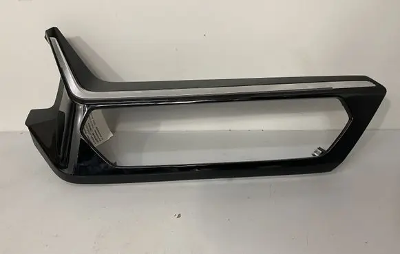 BMW Z4 g29 Dashboard glove box trim 9869026