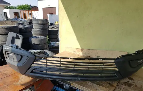 Front bumper