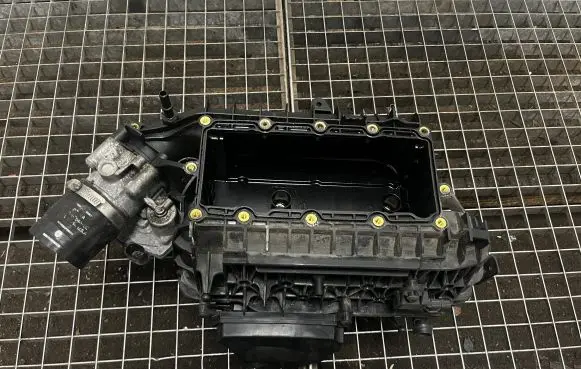 Ford Fusion Intake manifold DS7G9424CD