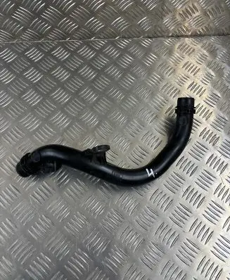 Coolant pipe/hose