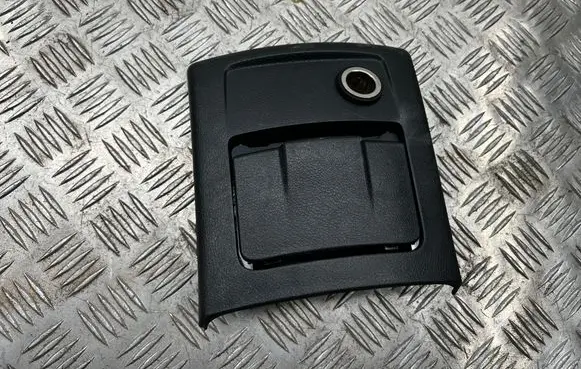 Ford Mondeo MK IV Ashtray (rear) 6M21U04788BC 6M21U04788 7S71A045A12AEW