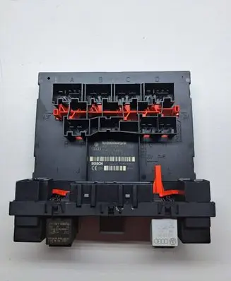 Volkswagen PASSAT B6 Comfort/convenience module 3C0937049J F005V00530 H37S1301