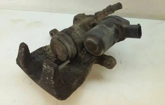 Audi A5 Sportback 8TA Rear brake caliper 32335478