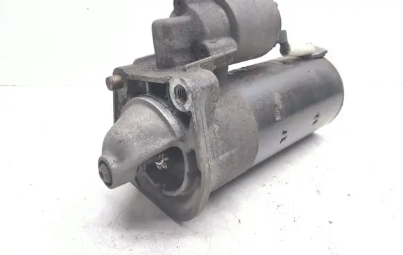 Volvo V70 Starter motor 30724473