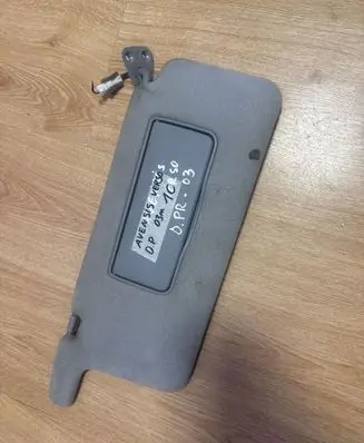 Toyota Avensis Verso Sun visor