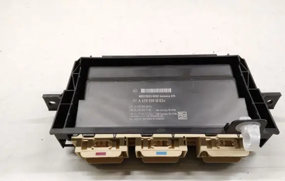 Mercedes-Benz X-class W470 Gateway control module A4709001803