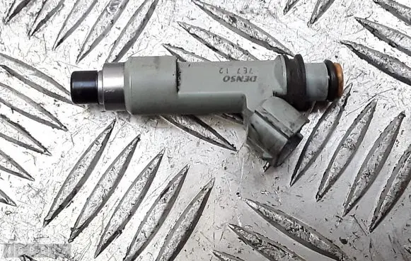 Suzuki SX4 Fuel injector 2975000540