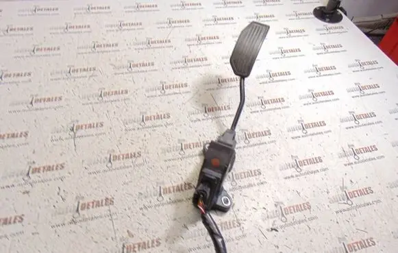 Toyota Verso Accelerator throttle pedal 7811005020