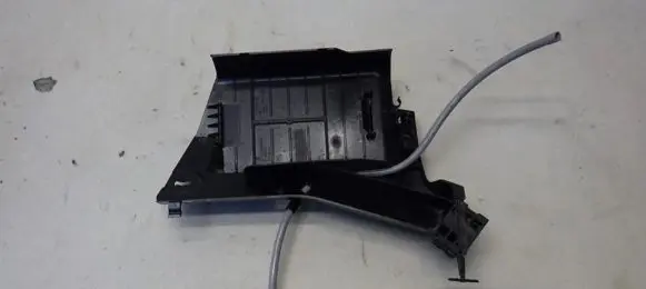 Mini One - Cooper F56 F55 Radiator mount bracket