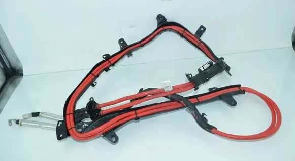 BMW 3 G20 G21 Positive cable (battery) 8797529 61128797529 61128797530