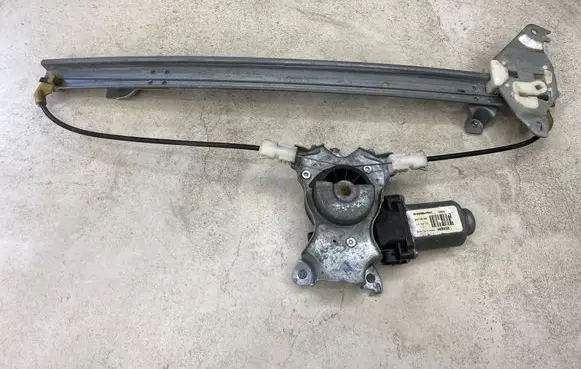 Nissan Pathfinder R51 Rear door window regulator with motor 400850