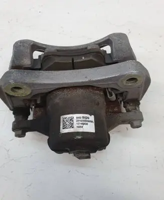 Chevrolet Volt II Front brake caliper 84028159 137468836 2470200000000L