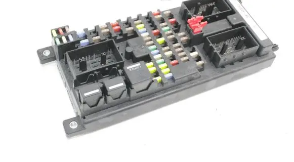 Land Rover Discovery Sport Fuse module FK7214F041AC