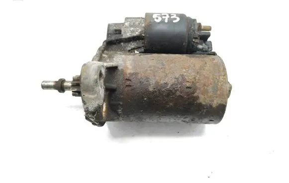 Volkswagen Golf III Starter motor