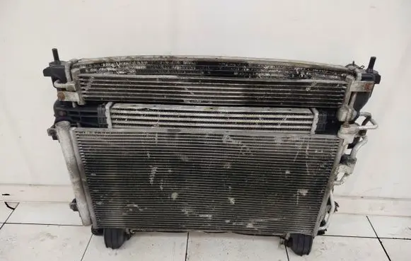 Opel Antara Radiator set