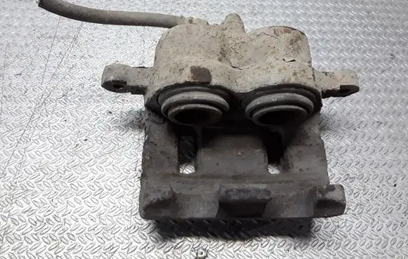 KIA Sorento Front brake caliper