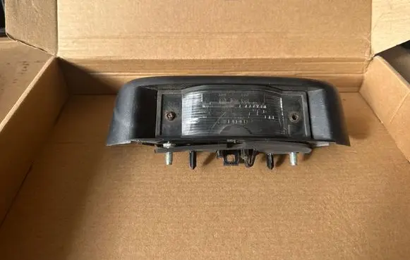 Opel Vivaro Number plate light 8200434687 93854773