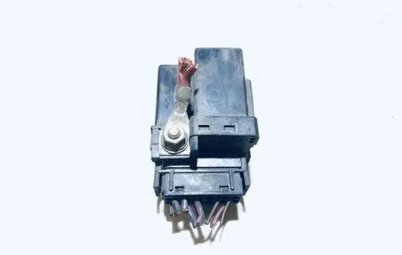 BMW 5 E39 Glow plug pre-heat relay 2246919 72rb510