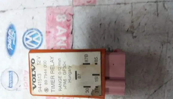 Volvo S70 V70 V70 XC Other relay 9441513