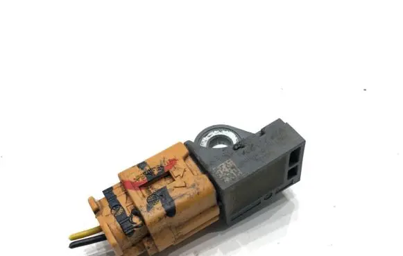 Hyundai Santa Fe Airbag deployment crash/impact sensor 95930-2W000