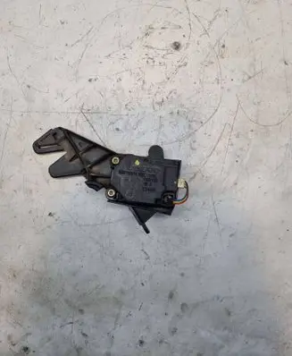 Volvo S60 Air flap motor/actuator 30676511 16075