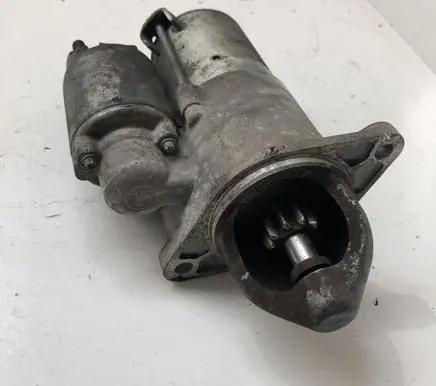 Opel Insignia A Starter motor 55556092
