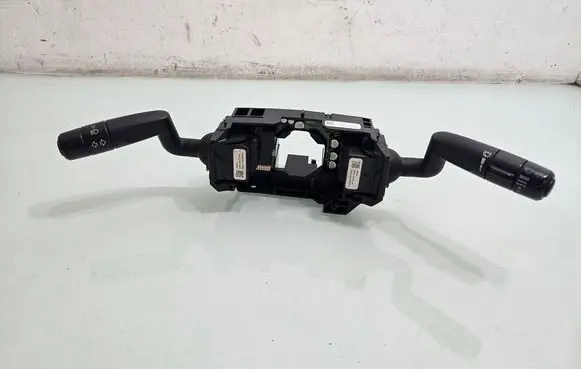 Land Rover Freelander 2 - LR2 Wiper turn signal indicator stalk/switch 6G9N13N064ZF