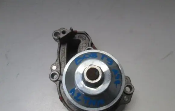 Peugeot 308 Water pump