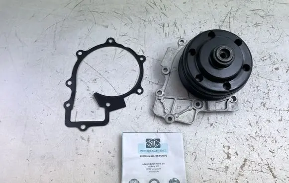 Mercedes-Benz Vito Viano W639 Water pump PA1714 6512001002 6512001102