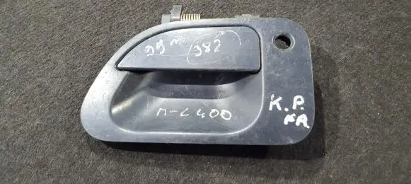 Mitsubishi Space Gear Front door exterior handle MB927589