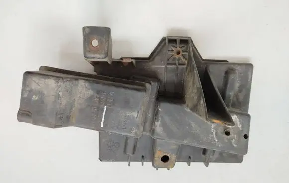 Chrysler Voyager Battery tray 4716740AB 64577T
