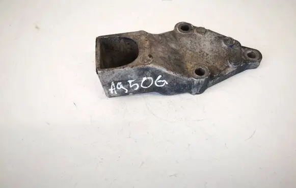 Citroen C4 Grand Picasso Engine mounting bracket 9645967880