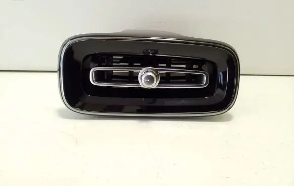 Volvo XC40 Dashboard side air vent grill/cover trim 31442625