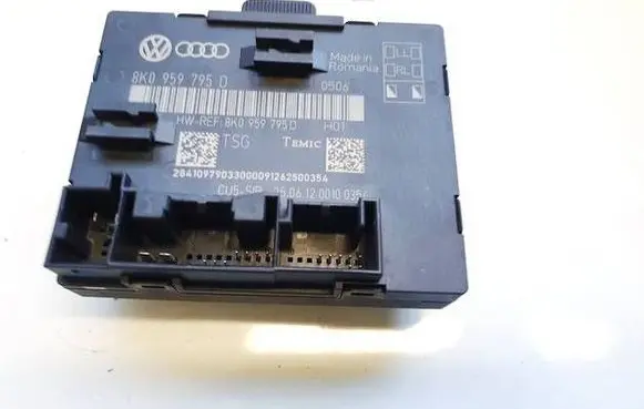 Audi Q5 SQ5 8R Door control unit/module 8K0959795D