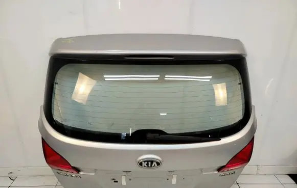 KIA Venga Tailgate/trunk/boot lid 42R42