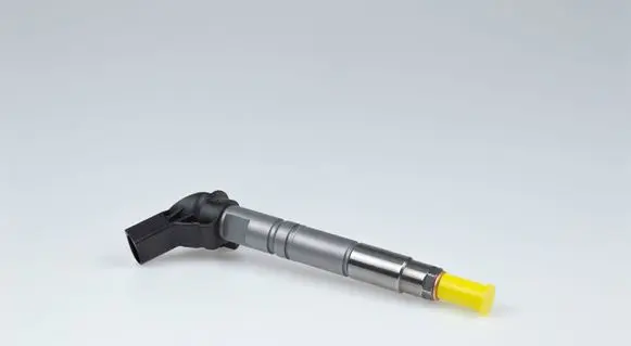 Mercedes-Benz CLS C219 Fuel injector 0445115076 0213138 0445115005