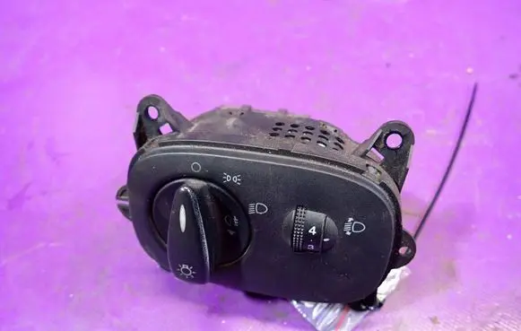 Ford Transit - Tourneo Connect Light switch