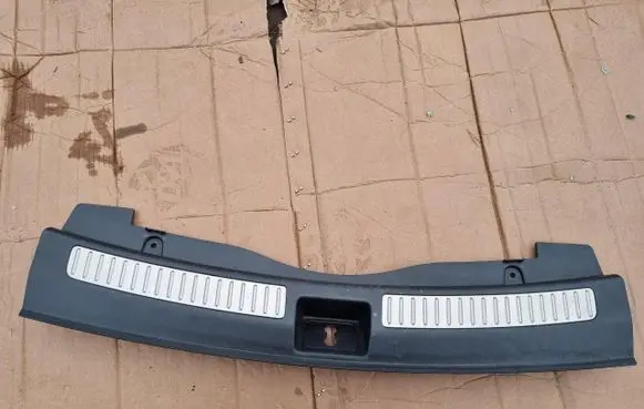 Opel Insignia B Trunk/boot sill cover protection 331883181