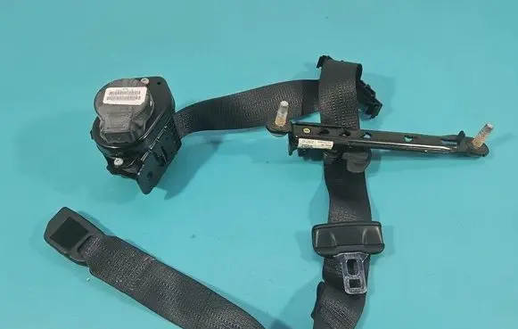 Jeep Cherokee Front seatbelt IMPRK1562242