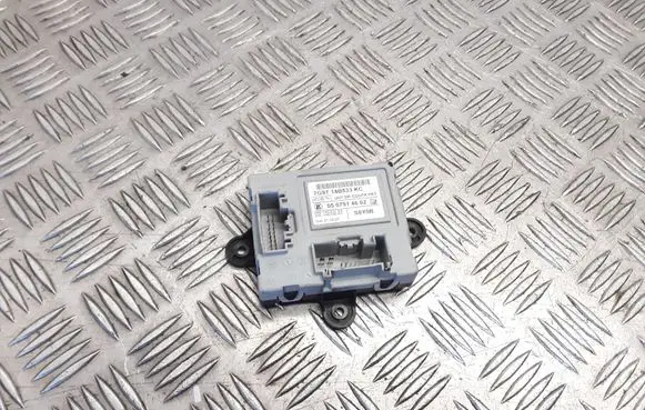 Ford Mondeo MK IV Door control unit/module 7G9T14B533KC 0507914602