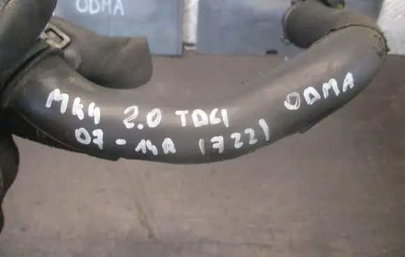 Ford Mondeo MK IV Oil fill pipe 