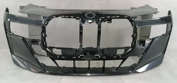 BMW 7 G70 Front bumper 51118081544