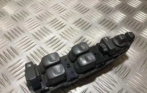 Volvo S40, V40 Electric window control switch 30638696 02w473
