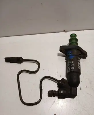 Clutch slave cylinder