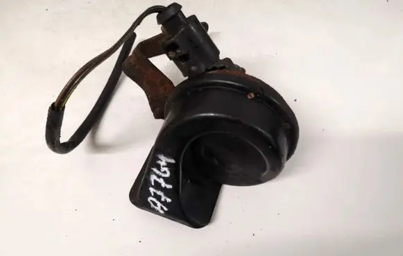 Skoda Superb B5 (3U) Horn signal e9011157
